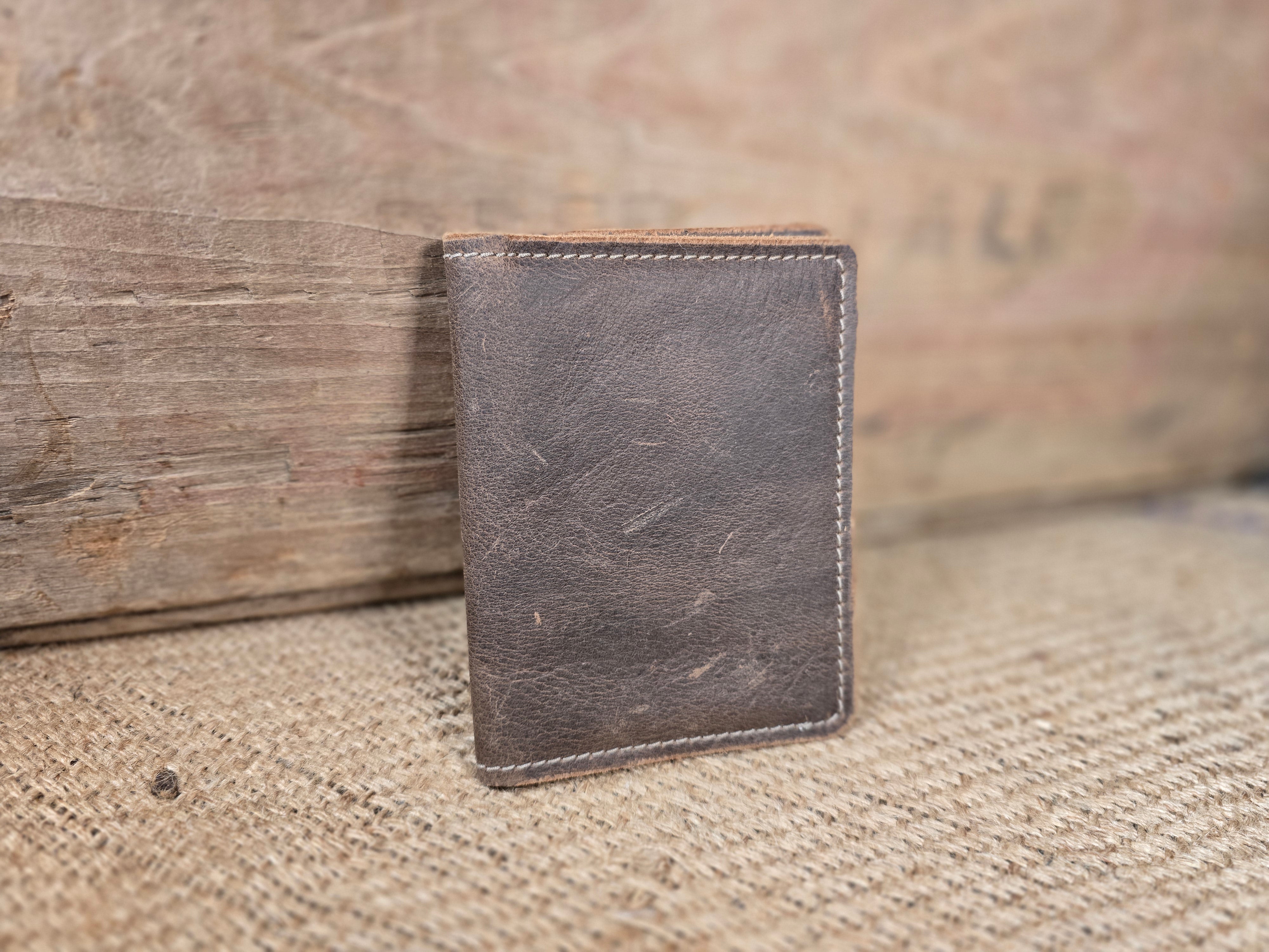 Bifold Card Holder L4